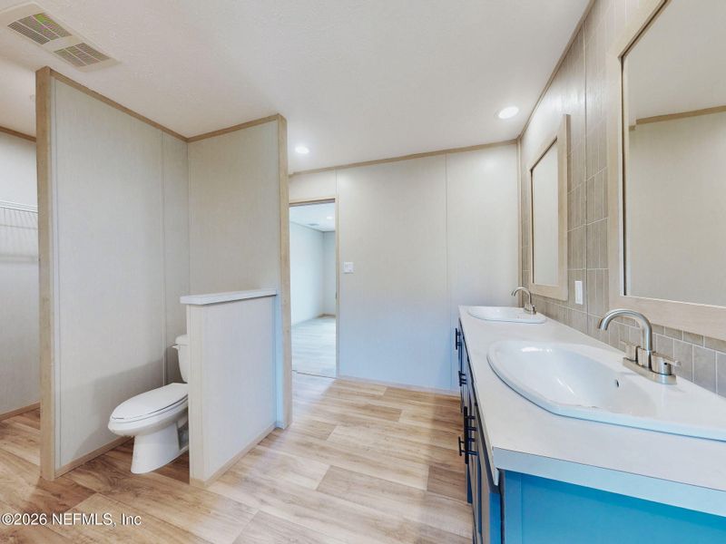 Furnished interior view inside a new home in , Keystone Heights (Image 8).