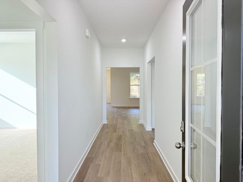 Spacious, unfurnished interior of a new home in Westlyn, Winder (Image 24).