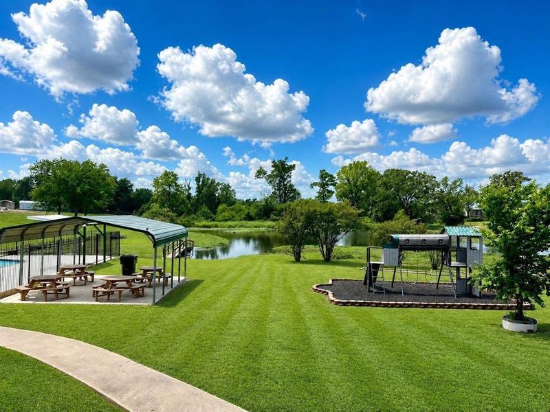 Community amenities in , Quitman (Image 16).