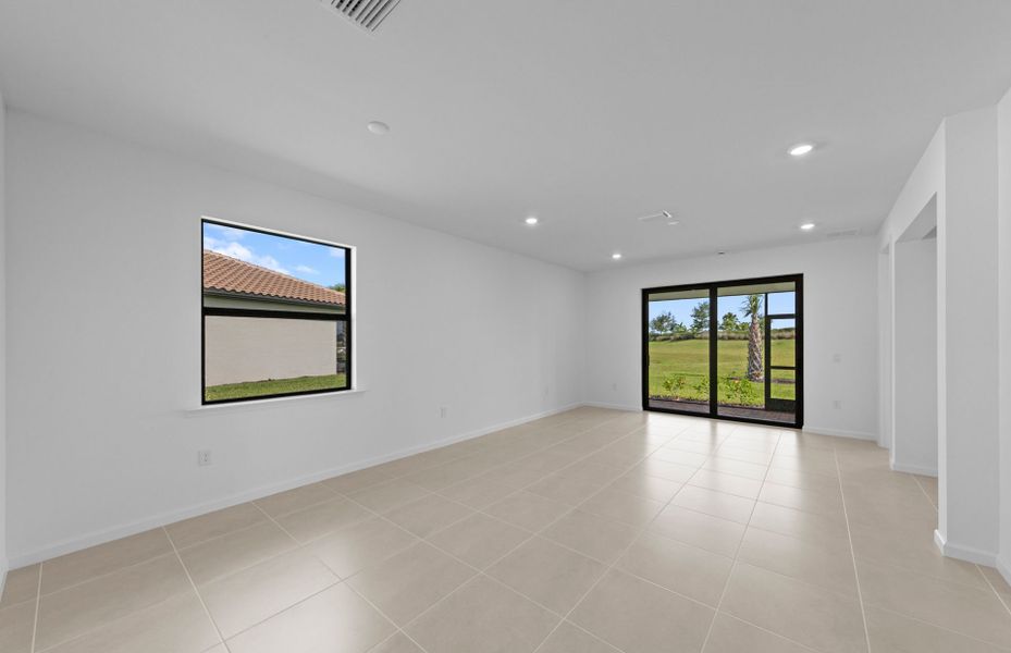 Spacious, unfurnished interior of a new home in Del Webb Naples, Ave Maria (Image 14). Spacious, unfurnished interior of a new home in Del Webb Naples, Ave Maria (Image 14).