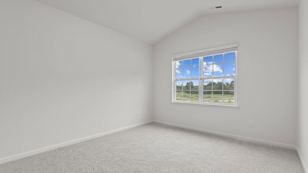 Spacious, unfurnished interior of a new home in West New Bern, New Bern (Image 11).