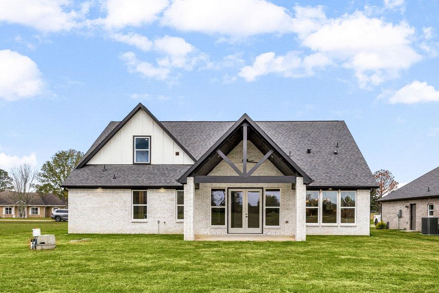 Exterior details and patio area of a home in , Waller (Image 31).