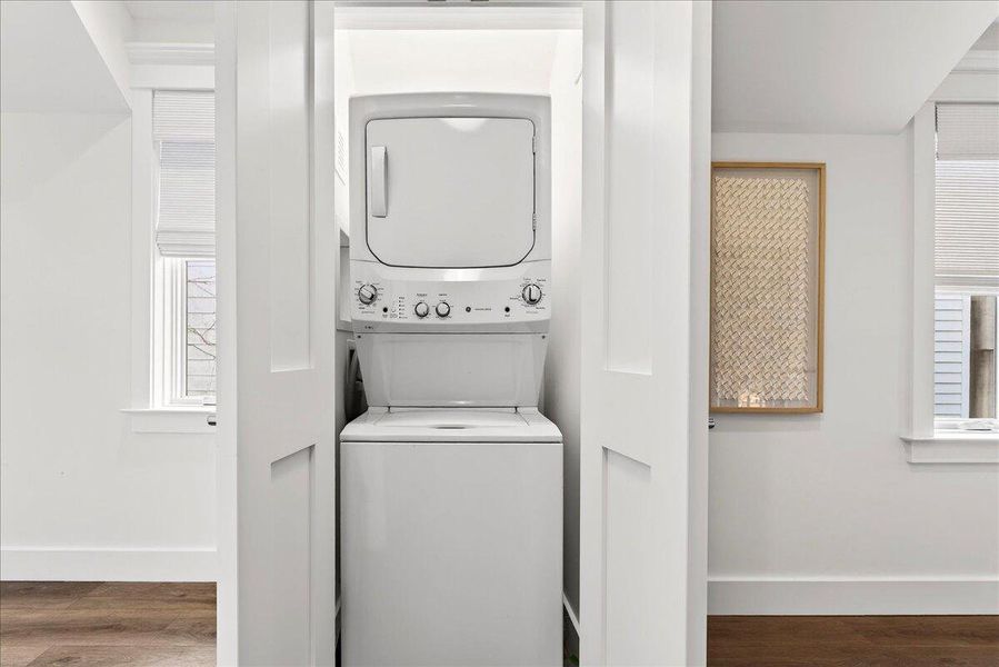 Furnished interior view inside a new home in , Charleston (Image 27).