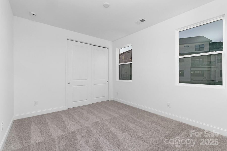 Guest bed on main Guest bed on main