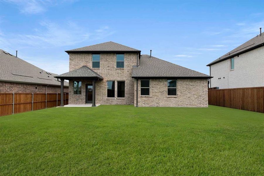 Front exterior of a new home in Gateway Parks, Forney, TX, highlighting curb appeal (Image 17). Front exterior of a new home in Gateway Parks, Forney, TX, highlighting curb appeal (Image 17).