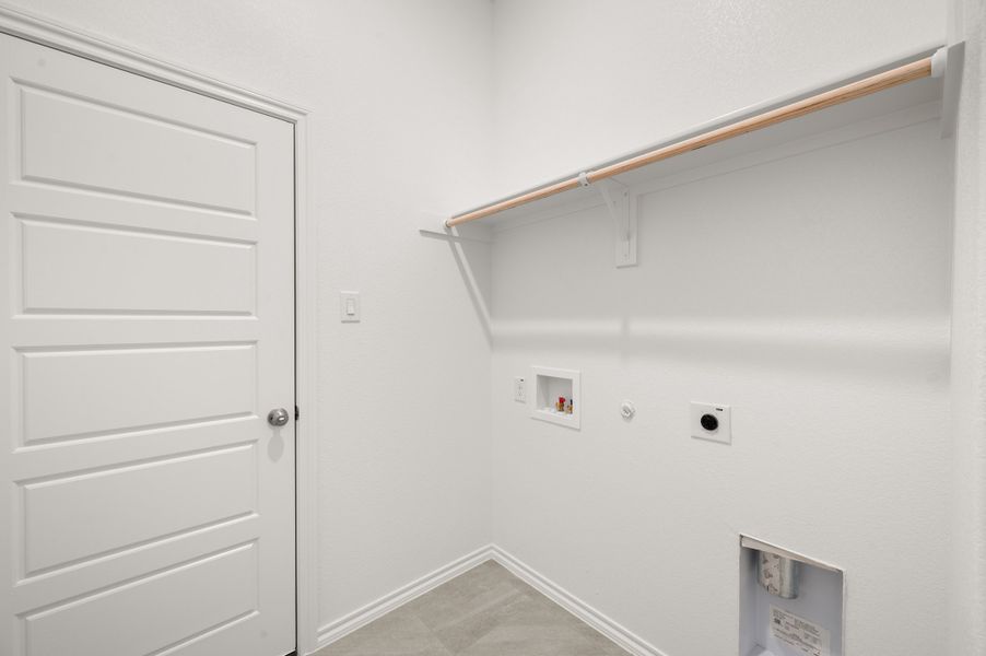 Spacious, unfurnished interior of a new home in Chisholm Hills, Cleburne (Image 27). Spacious, unfurnished interior of a new home in Chisholm Hills, Cleburne (Image 27).