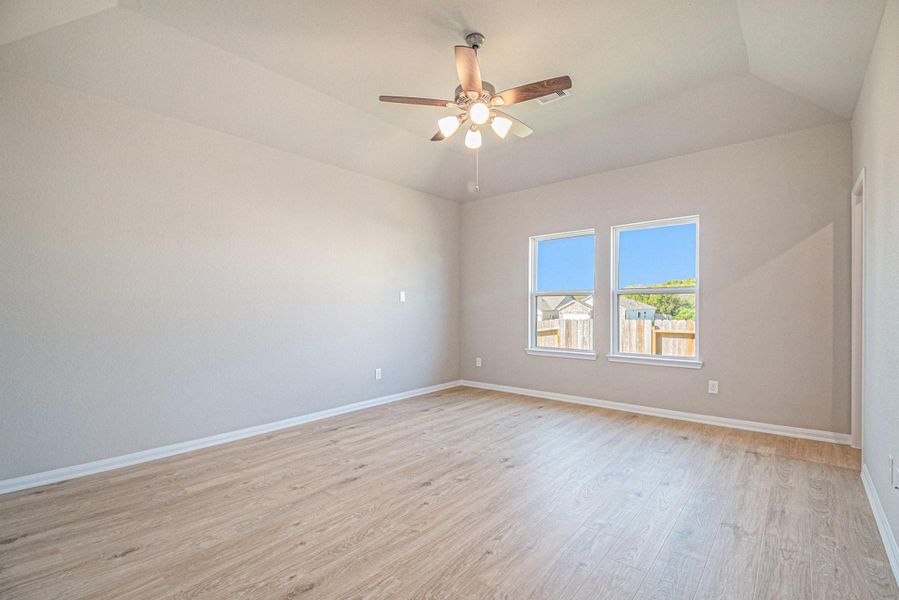 Image 6 of a home in Clear View Estates.