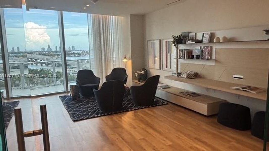 Business Center – Workspace Business Center – Workspace