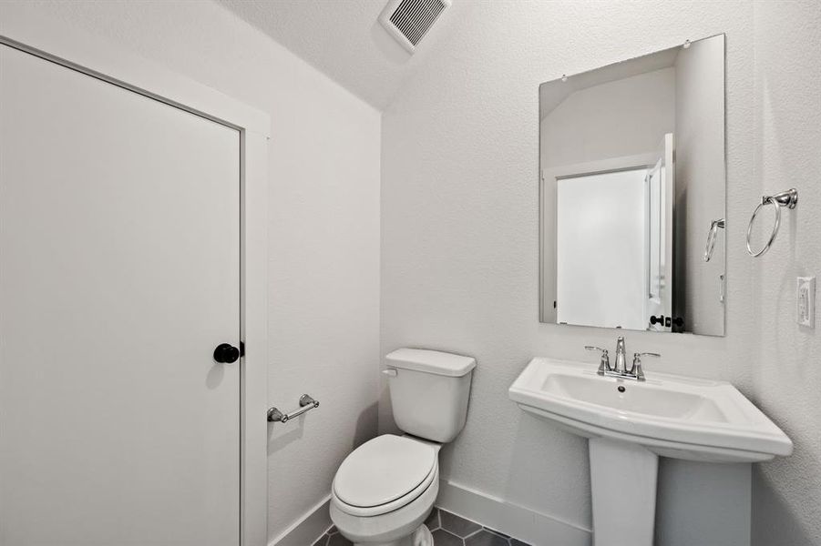 Furnished interior view inside a new home in North Square at Uptown, Celina (Image 9).