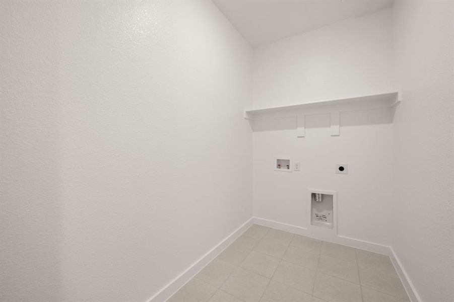 14_8825 Acorn- Utility-1