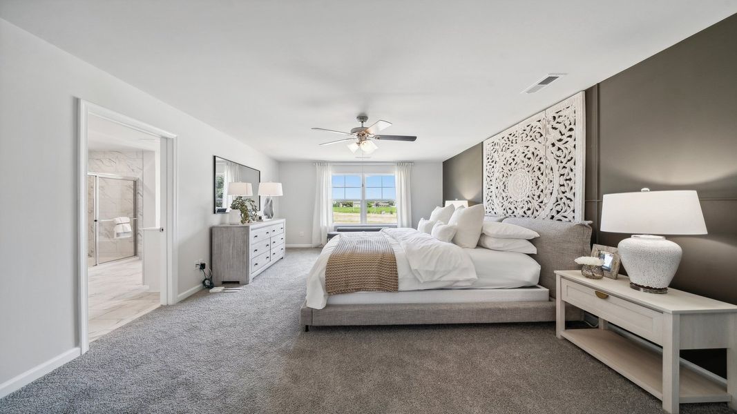 Representative furnished interior of a home built from the Hayden by D.R. Horton in Tooley Harbor, Elizabeth City (Image 19).