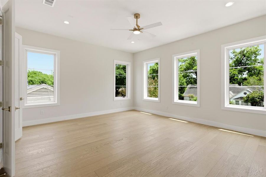 Spacious, unfurnished interior of a new home in , Dallas (Image 23). Spacious, unfurnished interior of a new home in , Dallas (Image 23).