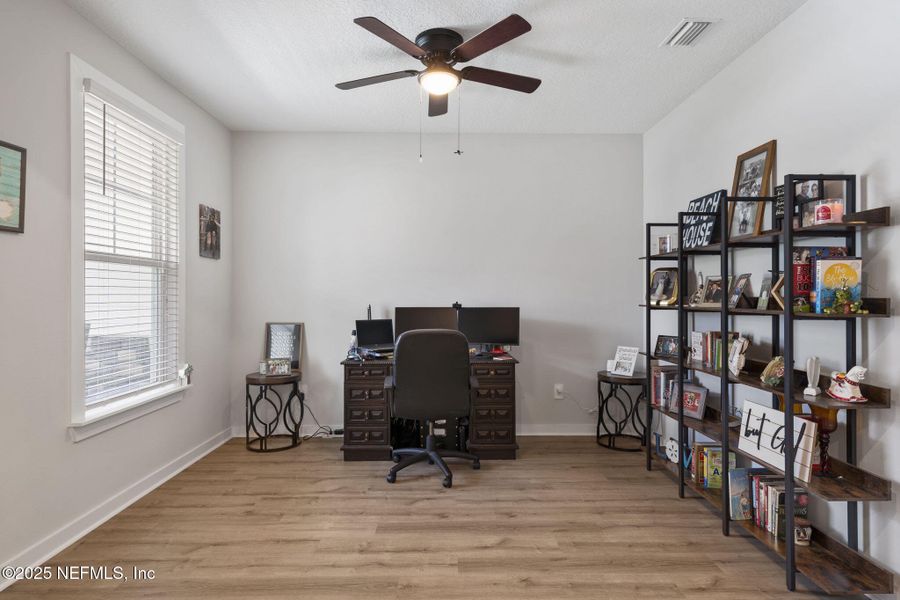 Furnished interior view inside a new home in , Jacksonville (Image 32). Furnished interior view inside a new home in , Jacksonville (Image 32).