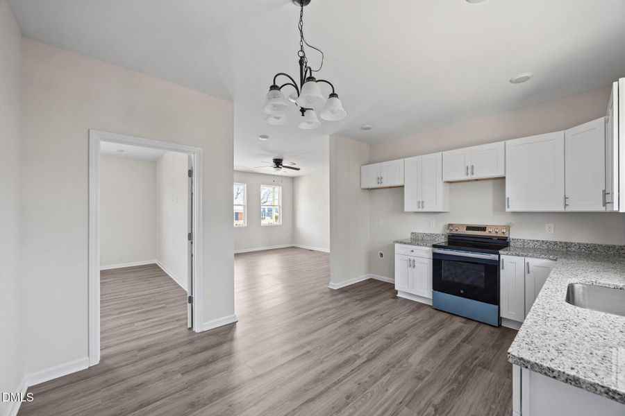 7-web-or-mls-Dining003