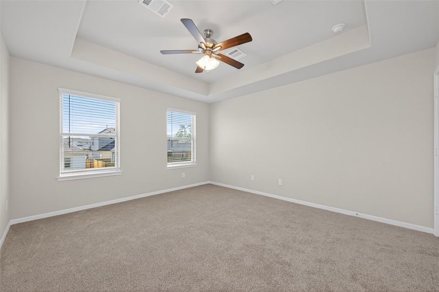 Spacious, unfurnished interior of a new home in Woodland Lakes, Huffman (Image 19). Spacious, unfurnished interior of a new home in Woodland Lakes, Huffman (Image 19).