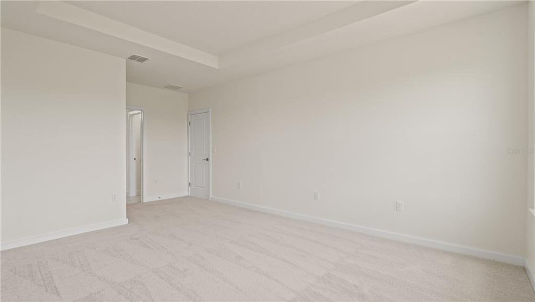 Spacious, unfurnished interior of a new home in Hamilton Bluff, Lake Hamilton (Image 19). Spacious, unfurnished interior of a new home in Hamilton Bluff, Lake Hamilton (Image 19).