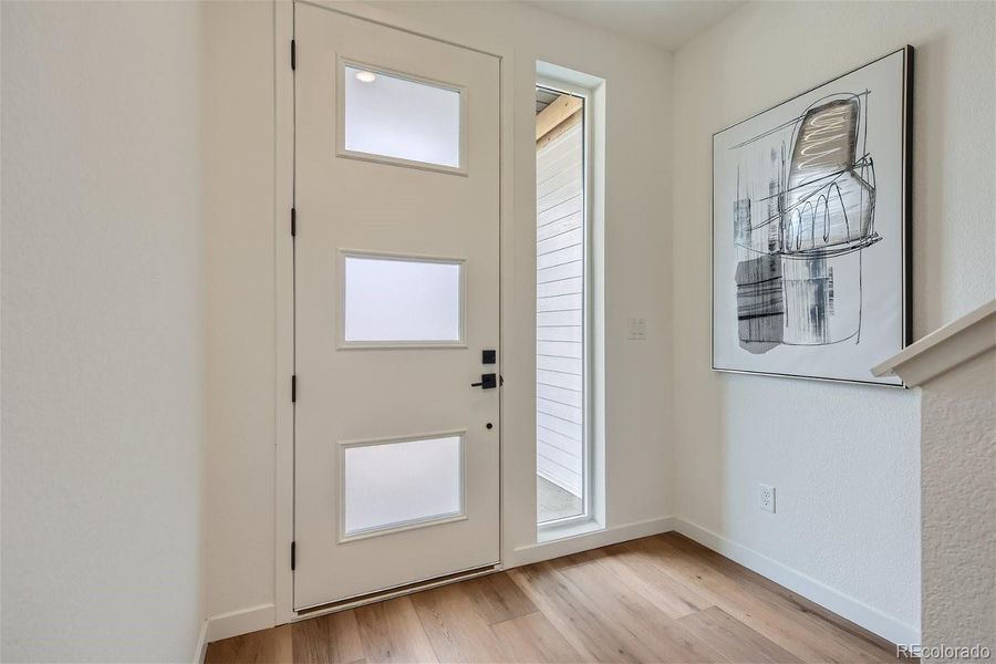 INTERIOR PHOTOS ARE PEAK MODEL HOME.