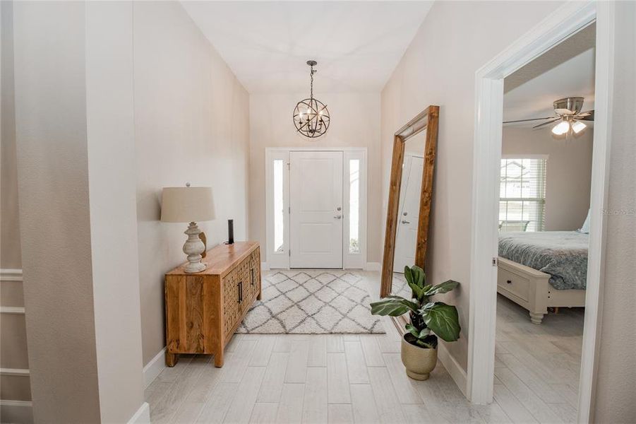 Furnished interior view inside a new home in , Auburndale (Image 12).
