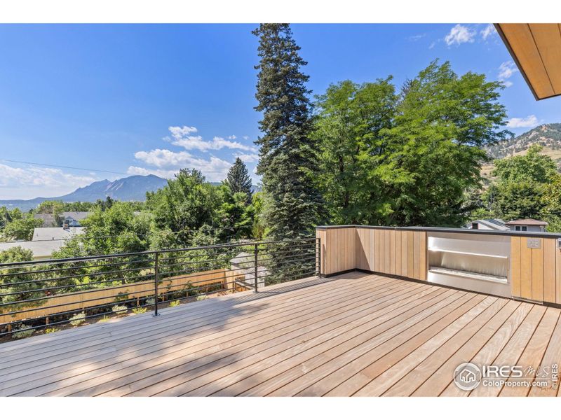 Exterior details and patio area of a home in , Boulder (Image 23).