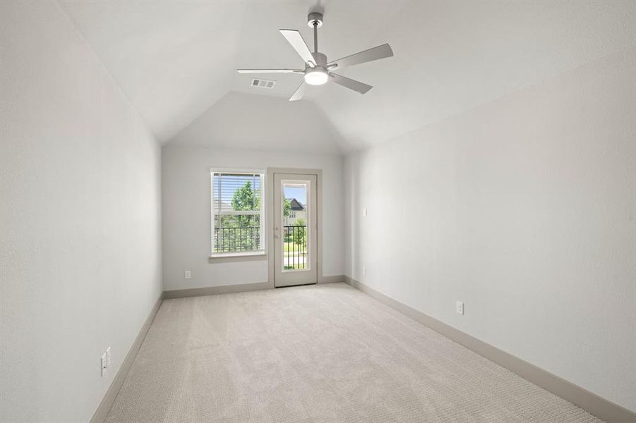 Spacious, unfurnished interior of a new home in , Farmers Branch (Image 18).