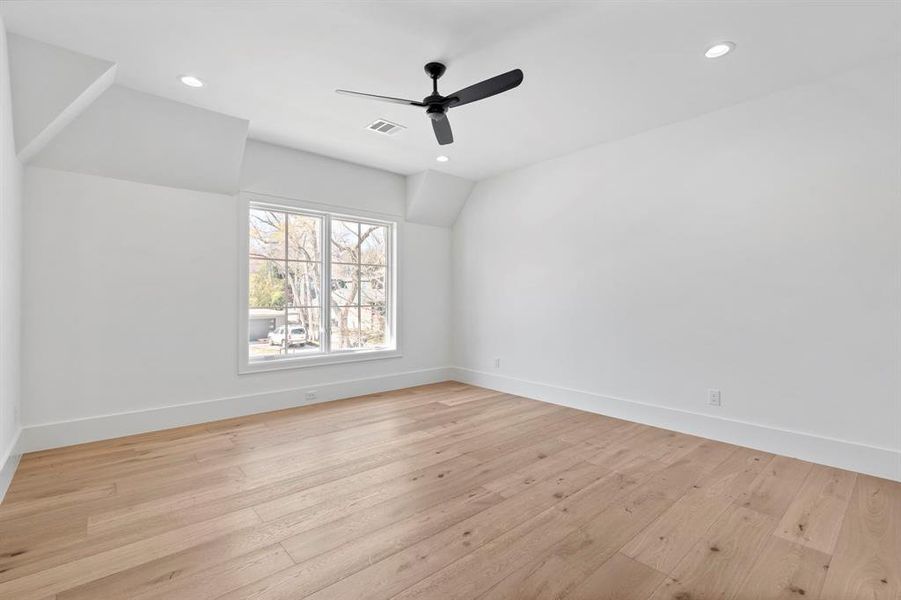 Spacious, unfurnished interior of a new home in , Dallas (Image 21). Spacious, unfurnished interior of a new home in , Dallas (Image 21).