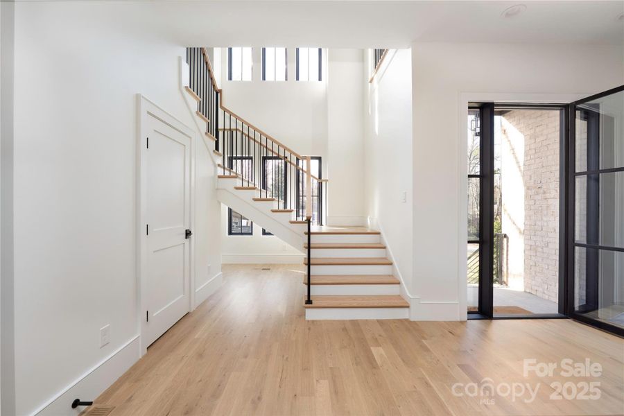 Spacious, unfurnished interior of a new home in , Charlotte (Image 44).