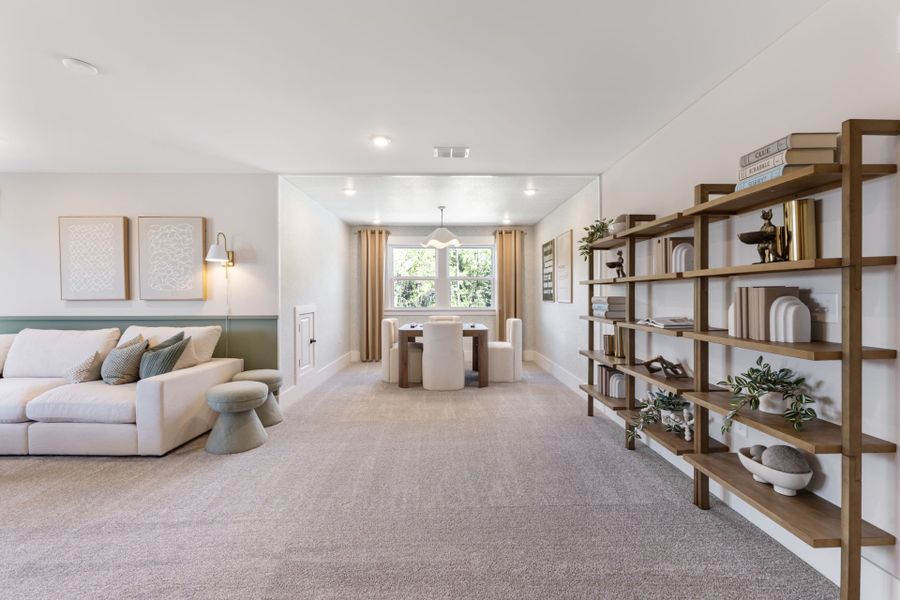 Furnished interior view inside a new home in Del Webb Ocean Isle Beach, Shallotte (Image 25).