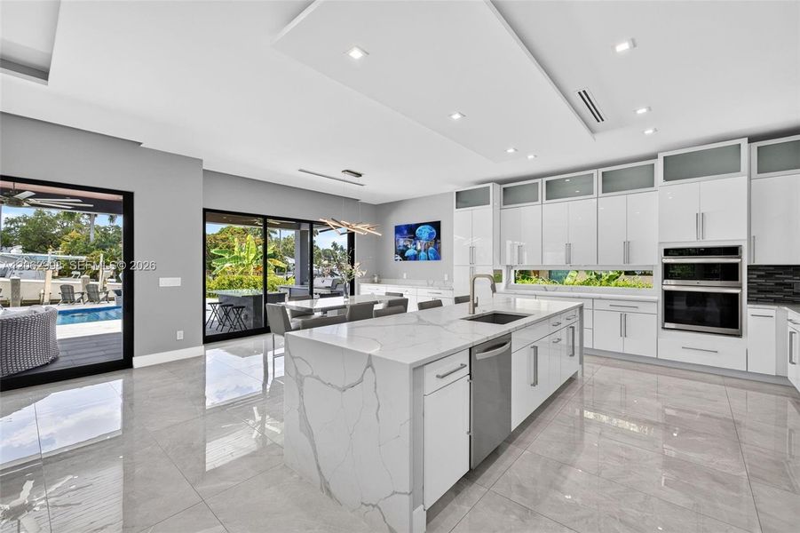Furnished interior view inside a new home in , Fort Lauderdale (Image 70).