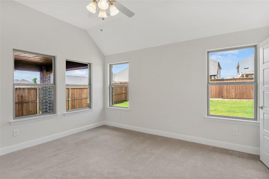 Spacious, unfurnished interior of a new home in Creekview Meadows, Pilot Point (Image 14).