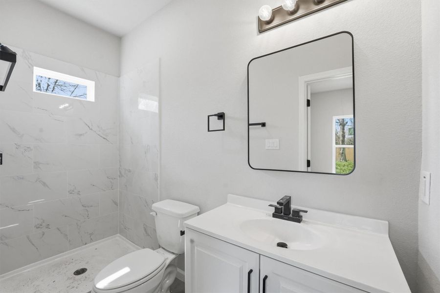 Furnished interior view inside a new home in , Beaumont (Image 6).