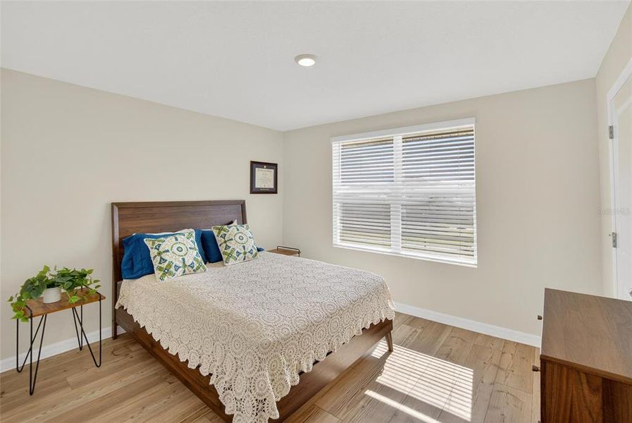 Furnished interior view inside a new home in River Park, Tampa (Image 17).