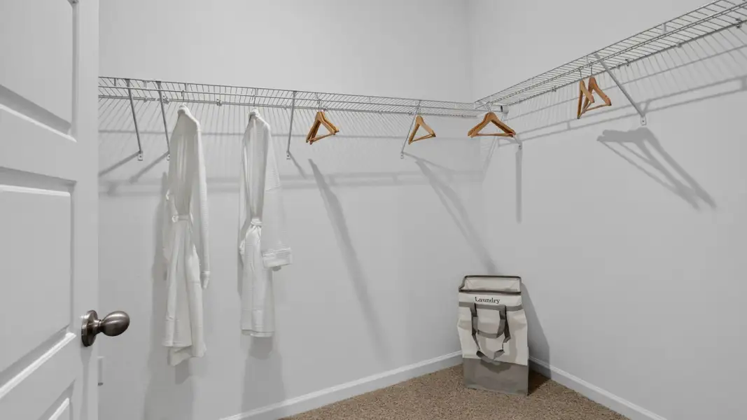 Spacious, unfurnished interior of a new home in The Arbors, Jacksonville (Image 20). Spacious, unfurnished interior of a new home in The Arbors, Jacksonville (Image 20).