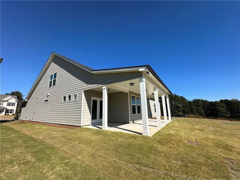 Exterior details and patio area of a home in Summerlin, Winder (Image 46).