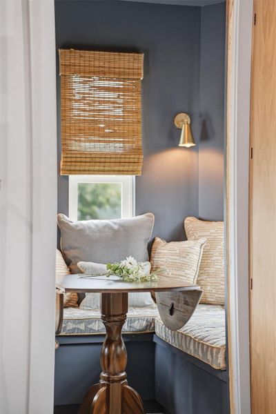 Close-up of interior finishes inside a home in , Galveston (Image 21).