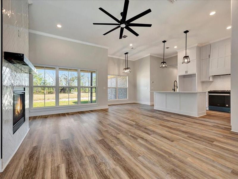 Spacious, unfurnished interior of a new home in , Diboll (Image 14). Spacious, unfurnished interior of a new home in , Diboll (Image 14).