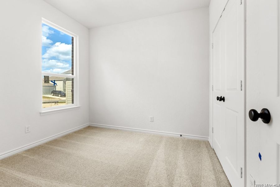 Spacious, unfurnished interior of a new home in Knox Ridge, Converse (Image 23).