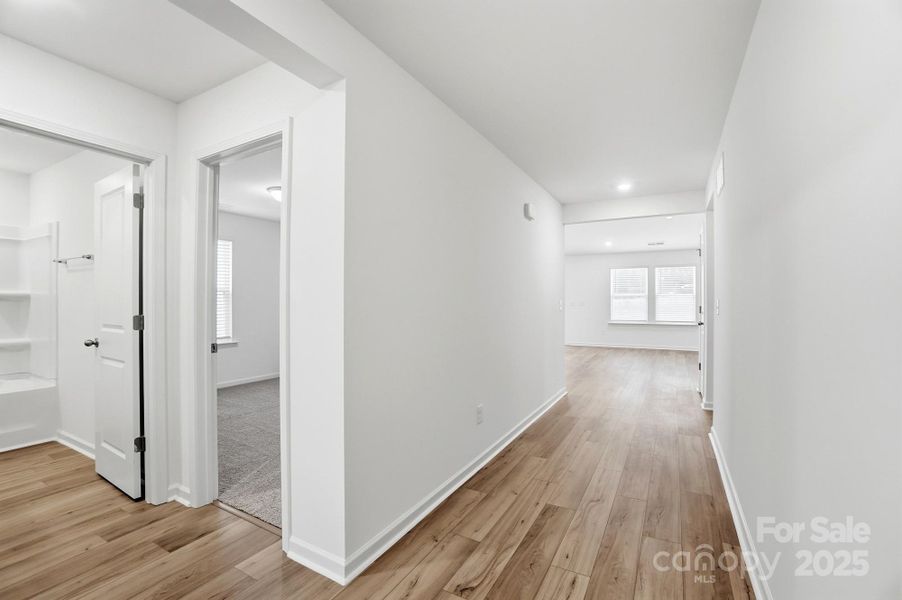 Spacious, unfurnished interior of a new home in Wilson Creek, Indian Land (Image 13). Spacious, unfurnished interior of a new home in Wilson Creek, Indian Land (Image 13).