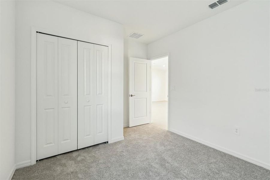 Spacious, unfurnished interior of a new home in Southpointe, Palmetto (Image 19).