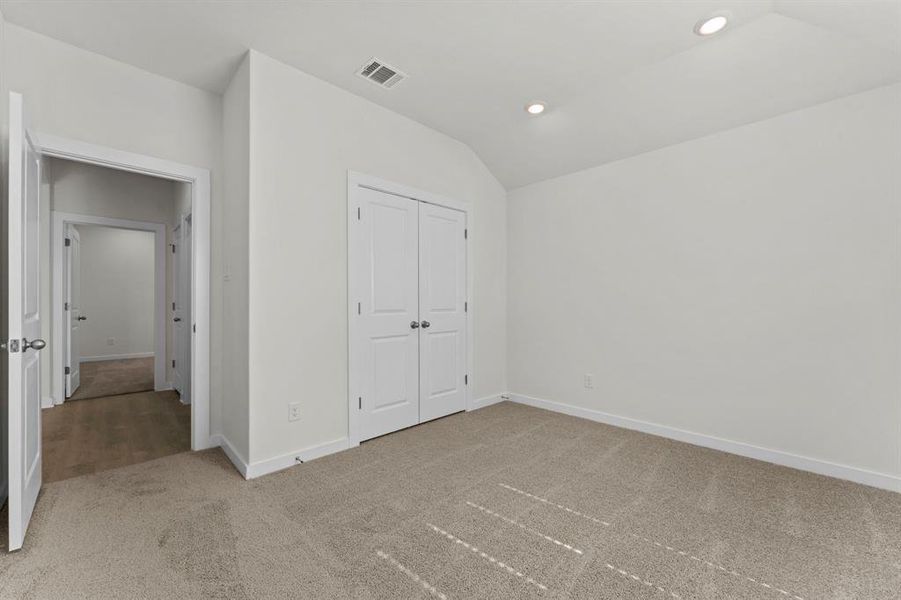 Spacious, unfurnished interior of a new home in , Dayton (Image 20).