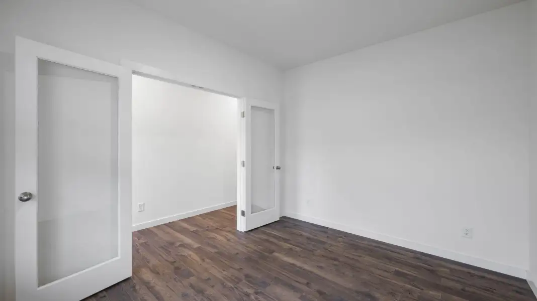 Spacious, unfurnished interior of a new home in Hawks Landing, Apison (Image 11).