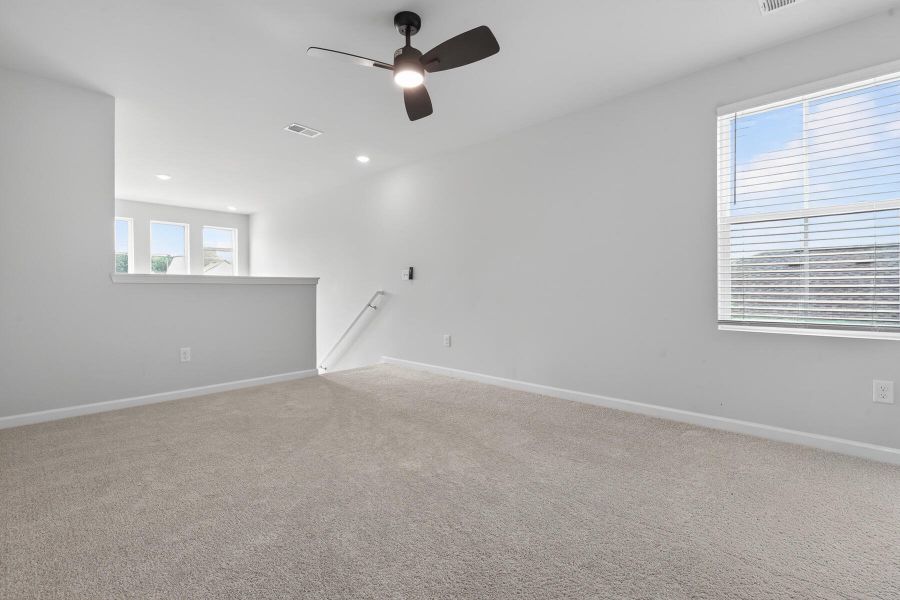 Spacious, unfurnished interior of a new home in Cypress Preserve, Moncks Corner (Image 25).