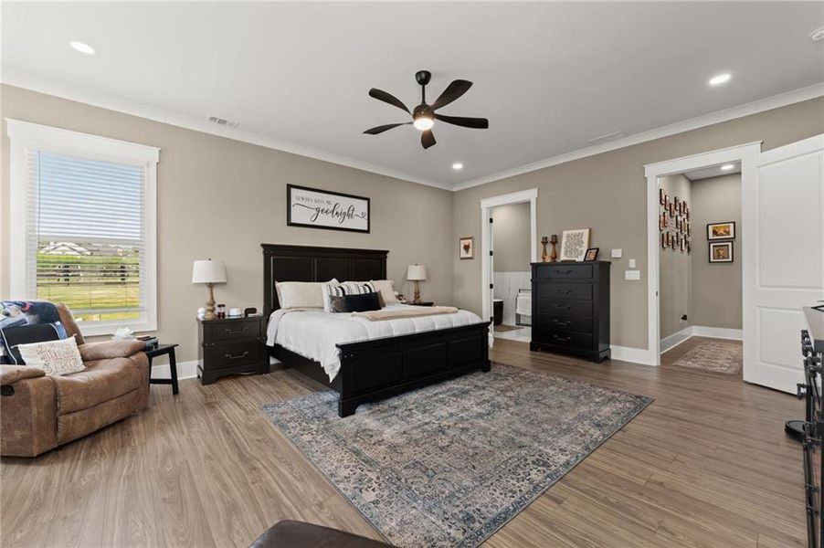 Furnished interior view inside a new home in , Dawsonville (Image 6).