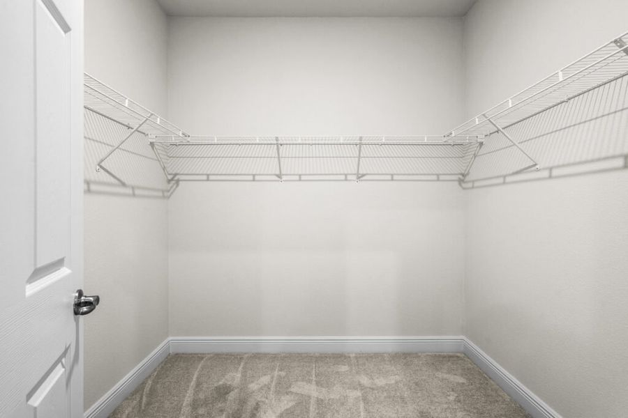 Spacious, unfurnished interior of a new home in Lake Merial, Panama City (Image 34).