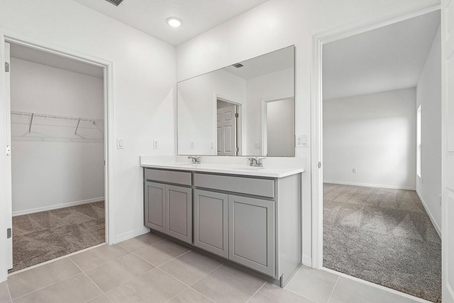 Furnished interior view inside a new home in Hodges Reserve, Howey-in-the-Hills (Image 3).