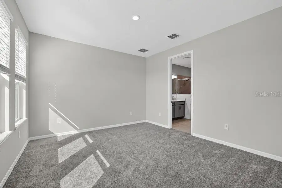 Spacious, unfurnished interior of a new home in Firethorn, Parrish (Image 26).