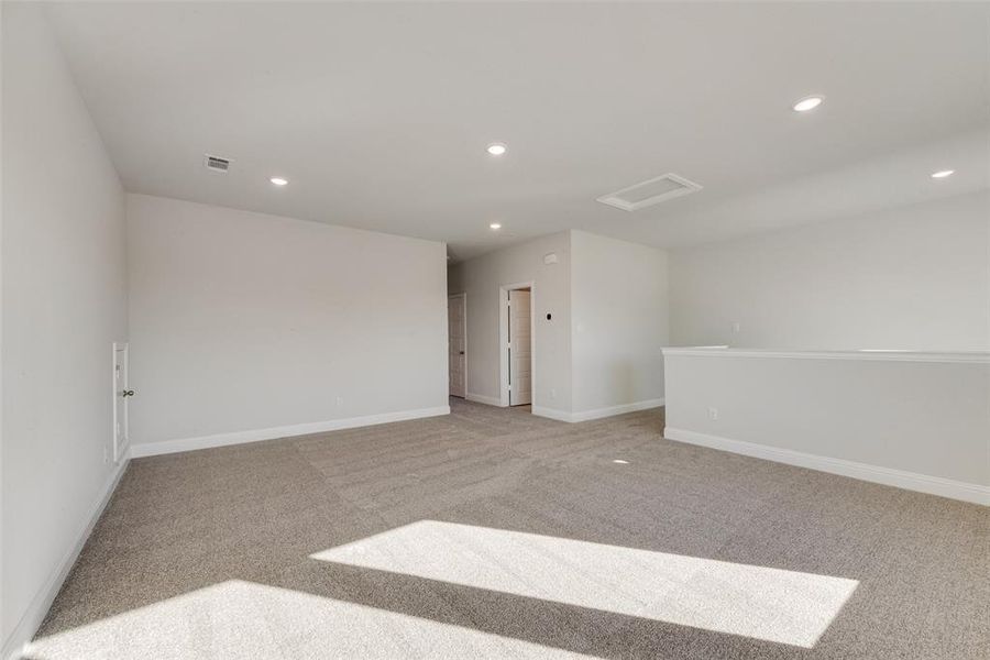 Spacious, unfurnished interior of a new home in Villages of Hurricane Creek, Anna (Image 13). Spacious, unfurnished interior of a new home in Villages of Hurricane Creek, Anna (Image 13).