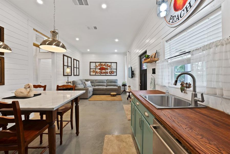 Furnished interior view inside a new home in , Springtown (Image 14).
