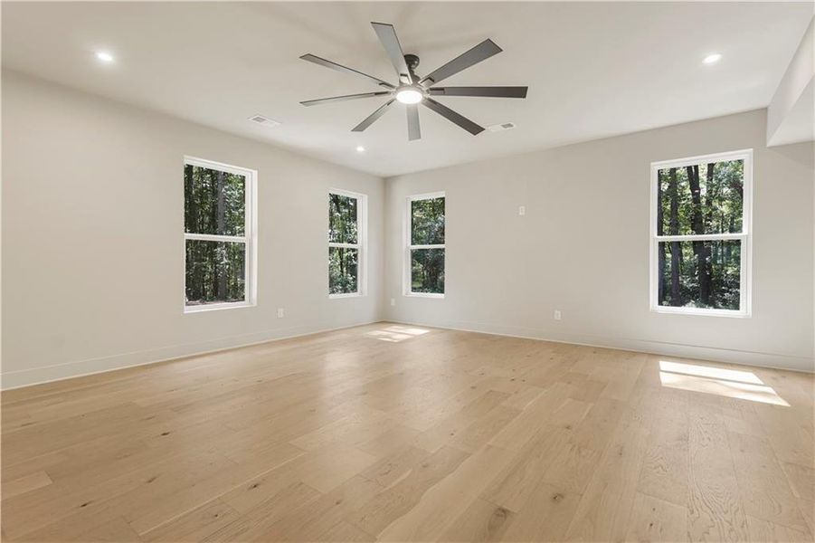 Spacious, unfurnished interior of a new home in , Commerce (Image 23).