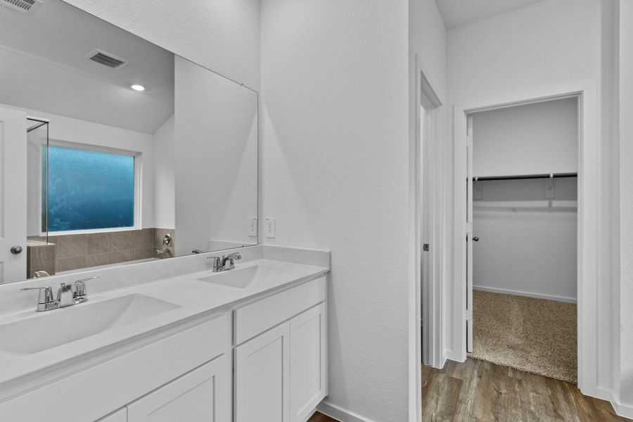Furnished interior view inside a new home in River Ranch Trails, Dayton (Image 9). Furnished interior view inside a new home in River Ranch Trails, Dayton (Image 9).