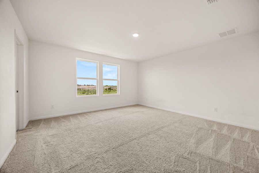 Spacious, unfurnished interior of a new home in Cottonwood Farms, Hutto (Image 25).